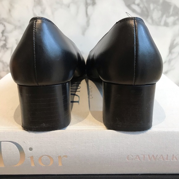 Vintage Ferragamo heels 🔥🖤 - Picture 8 of 8